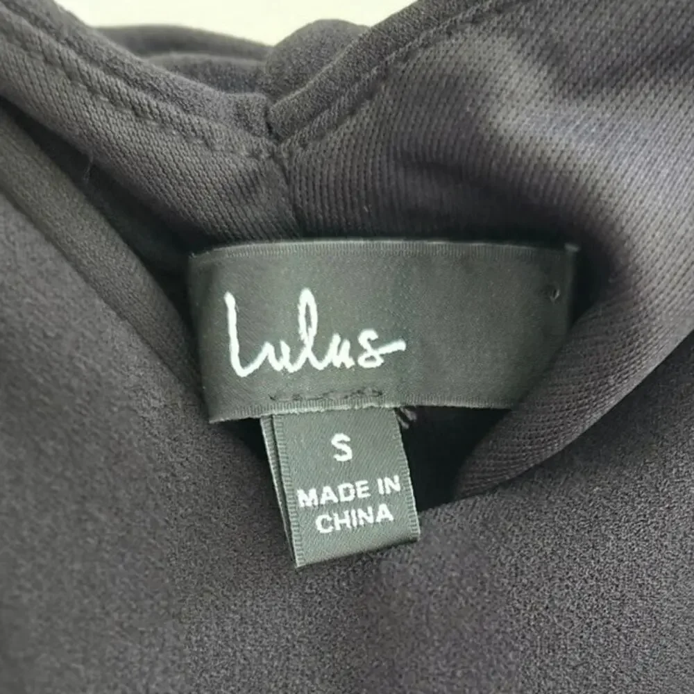 Women’s black Lulus brand dress - Picture 3 of 6